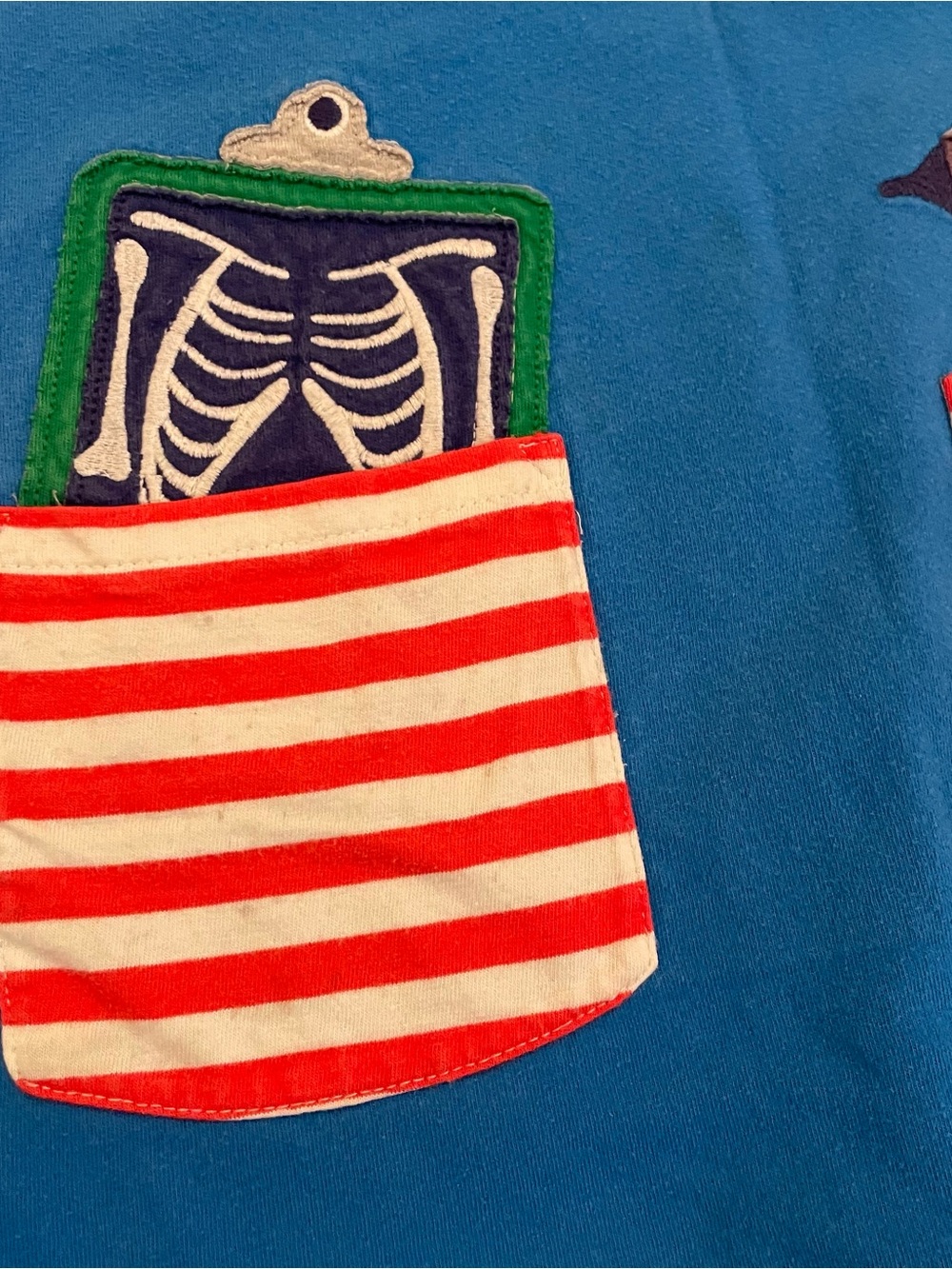 Mini Boden Doctor Physician Artist Appliqué Pocket Dress - Size 5-6 - Picture 3 of 6
